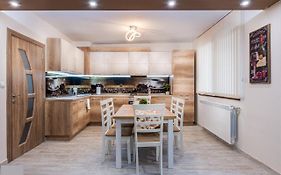 Apartment Trayana